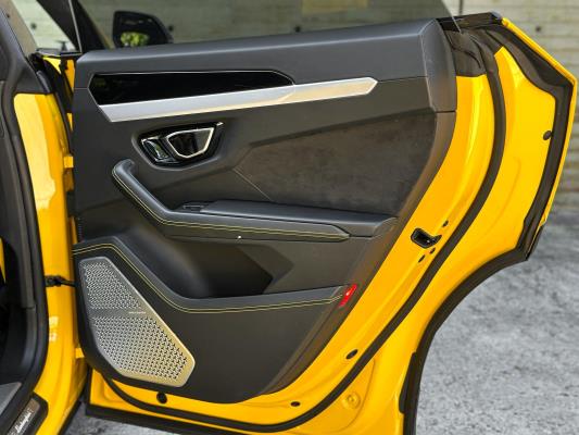Lamborghini Urus 4.0 V8 650pk 2019 (Origineel-NL), NL-Kenteken