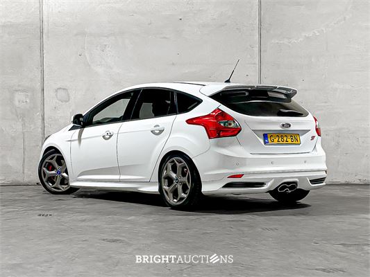 Ford Focus 2.0 EcoBoost ST-2 250pk 2013, G-282-BN