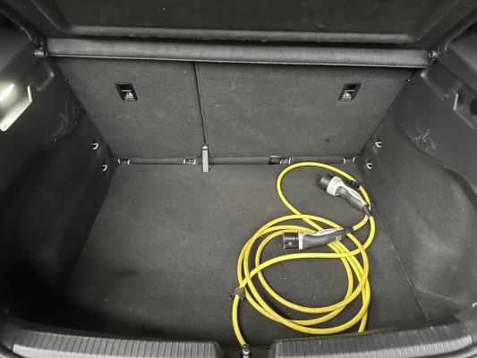 Volkswagen ID.3 City 45 KWh 150pk 2021 (Origineel-NL+1e eigenaar), N-634-HT