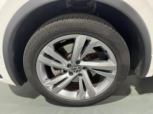 Volkswagen Tiguan eHybrid R-Line Business 1.4 TSI 265pk 2022 (Origineel-NL), R-564-PV