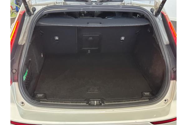 Volvo V60 B4 R-Design 2.0 197pk 2021 (Origineel-NL), L-001-GJ