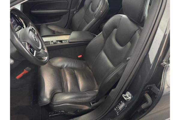 Volvo V60 Cross Country Pro 2.0 AWD 190pk 2020 (Origineel-NL), G-715-ZL