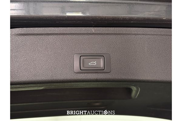 Audi A4 35 Pro Line TFSI 149pk 2020 (Origineel-NL), J-439-NH