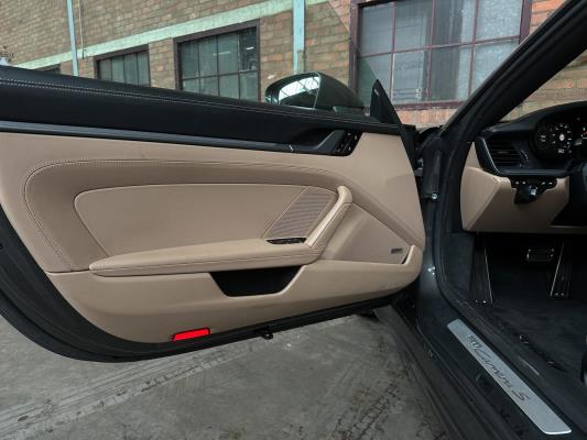 Porsche 911 Carrera S 3.0 992 Sport-Chrono 450pk 2020 Cabriolet, HXJ-59-P