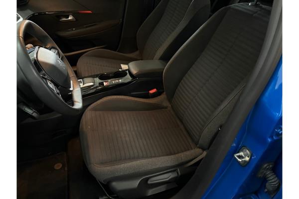 Peugeot 208 e- EV Active Pack 50 kWh 136pk 2023 (Origineel-NL), S-816-ZJ