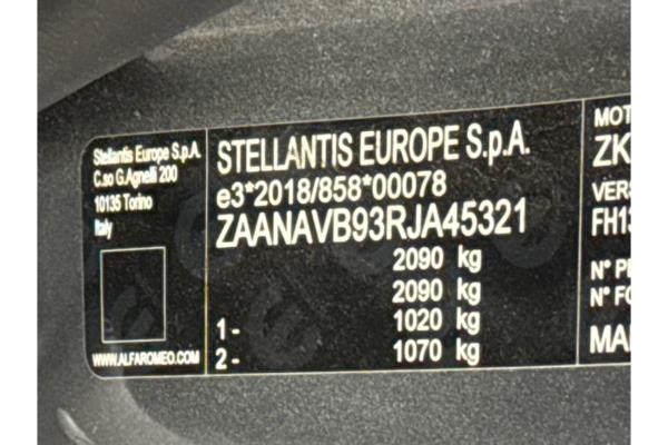 Alfa Romeo Junior Elettrica Veloce 54 kWh 281pk 2025 (Origineel-NL), JLX-71-H