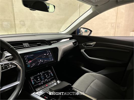 Audi e-tron 50 quattro edition 71 kWh 313pk 2020 (Origineel-NL + 1e eigenaar), J-948-HF