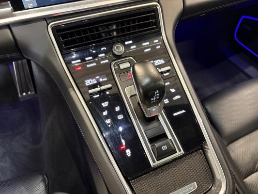 Porsche Panamera Sport Turismo 4 E-Hybrid 2.9 330pk 2018 (Origineel-NL), RX-988-D