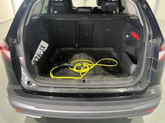 Škoda Enyaq 204pk 2022 (Origineel-NL), P-876-JX