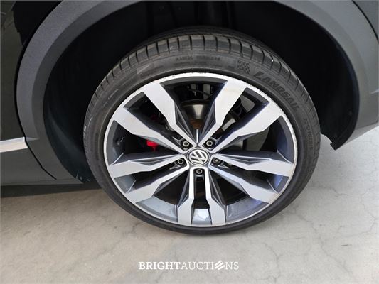 Volkswagen T-Roc 4Motion Sport Business R 2.0 TSI 191pk 2019, X-032-DJ