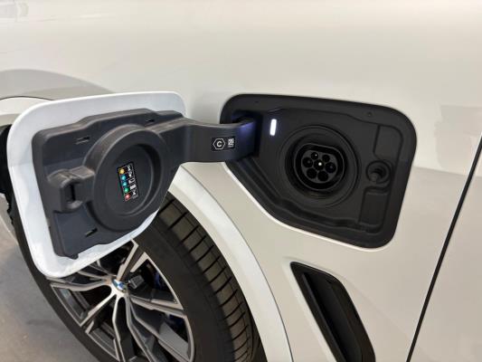 BMW X5 High Executive xDrive 398pk 2022, P-818-NB