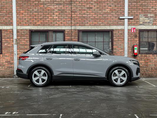 Audi Q4 e-tron 35 Launch edition 55 kWh 170pk 2021 (Origineel-NL+1e eigenaar), N-924-PK