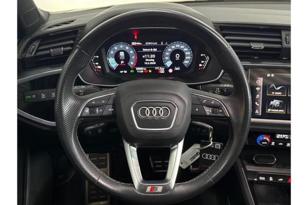Audi Q3 45 e S Edition TFSI 266pk 2022 (Origineel-NL), P-122-PB