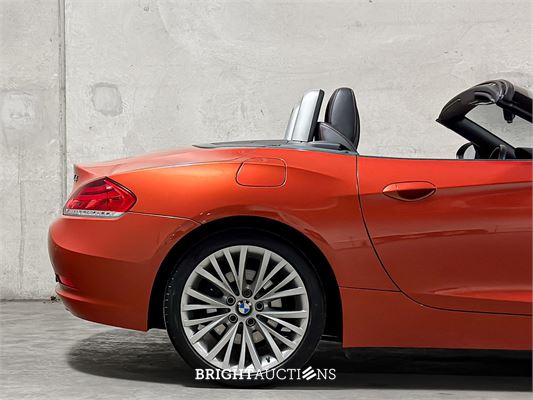 BMW Z4 Roadster sDrive18i Executive Design Pure Traction Uitvoering 156pk 2014 (Origineel-NL), 3-TRK-41 -67.534KM-
