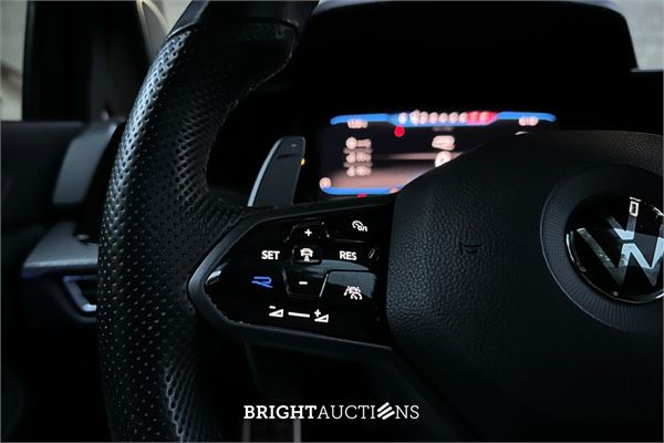 Volkswagen Golf R 4Motion 2.0 TSI 320pk 2022 AKRAPOVIC, T-489-XZ
