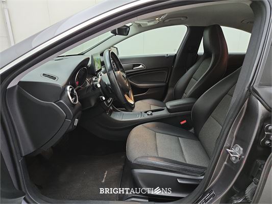 Mercedes-Benz CLA180 Ambition 123pk 2019 (Origineel-NL) CLA-Klasse, ZB-803-Z