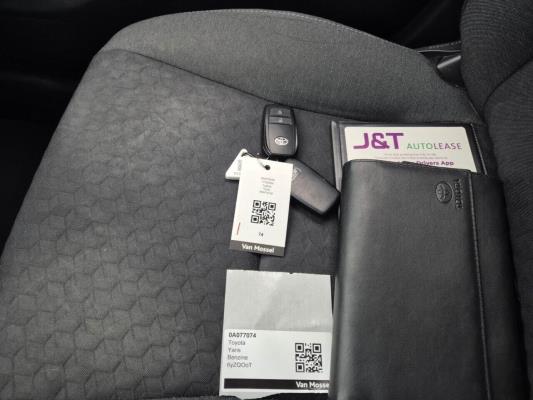 Toyota Yaris Vvt-I HYBRID Lounge 1.5 92pk 2021