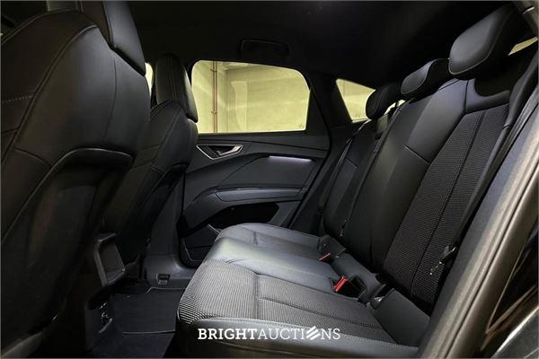 Audi Q4 Sportback e-tron 40 Launch edition S Competition 77 kWh 204pk 2021 (Origineel-NL), N-622-TH