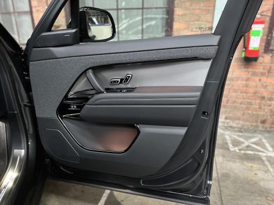 Land Rover Range Rover Sport P460e Dynamic SE Black Pack 3.0 460PK 2025, JBB-60-B