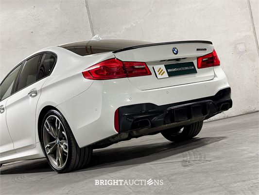 BMW M550i xDrive High Executive 462pk 2018 5-serie, KKP-44-R