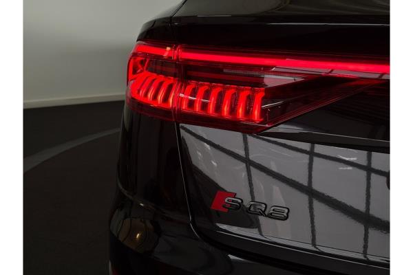 Audi SQ8 4.0 TFSI Quattro 507pk 2022, R-387-PH