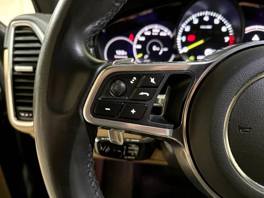 Porsche Cayenne Coupé 3.0 V6 E-Hybrid 462pk 2021 (Origineel-NL + 1e eigenaar), K-327-PV