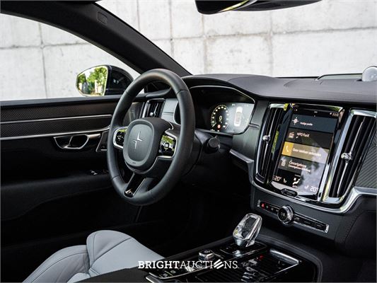 Polestar 1 2.0 T8R (1 van 1500) Carbon Plug-In Hybrid 609pk 2022