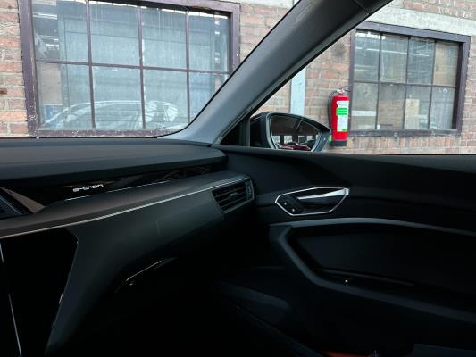 Audi e-tron Sportback 55 quattro edition 95 kWh 408pk 2020 (Origineel-NL+1e eigenaar), K-470-GB