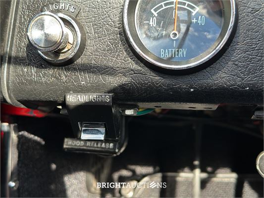 Chevrolet Corvette C2 Sting Ray  Convertible 5.7 V8 (1965), DL-45-58