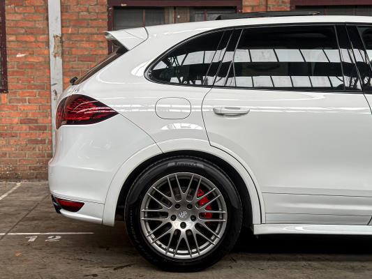 Porsche Cayenne GTS 4.8 V8 420pk 2013