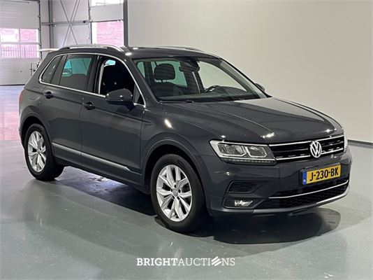 Volkswagen Tiguan ACT Highline 1.5 TSI 150pk 2020 (Origineel-NL), J-230-BK