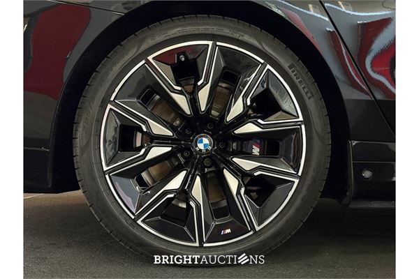 BMW i7 M70 xDrive 106 kWh 2024 (Origineel-NL), GJJ-06-B