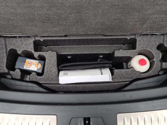 Land Rover Range Rover Velar P400e HSE 443pk 2021 (Origineel-NL), L-750-DH