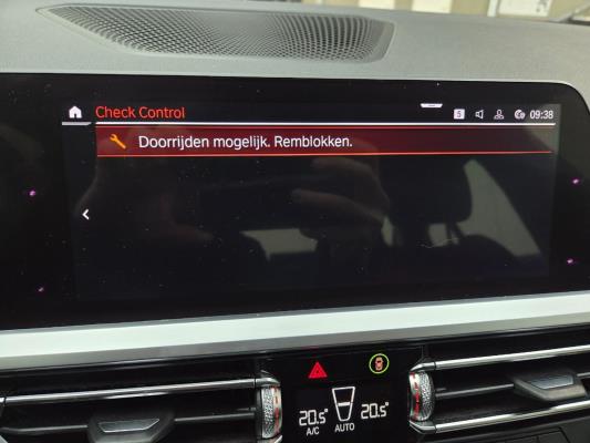 BMW 3-serie Executive Edition 184pk 2019 (Origineel-NL), ZL-125-N