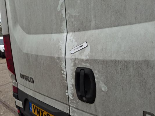 Iveco Daily 35S14V 2.3 352L H3 137 pk 2022, VNX-84-K