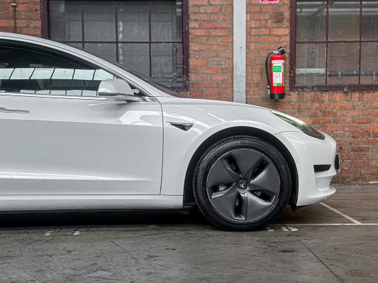 Tesla Model 3 Standard RWD Plus 60 kWh 238pk 2020 (Origineel-NL + 1e eigenaar, K-953-BT