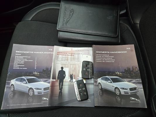 Jaguar XE D Portfolio 2.0 163pk 2015 (Origineel-NL), HV-351-R