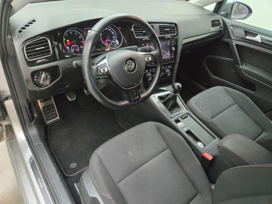 Volkswagen Golf Comfortline Business 1.0 TSI 110pk 2018, R-198-BK