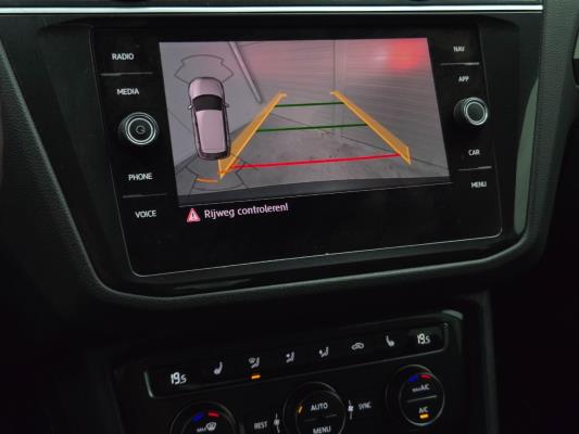 Volkswagen Tiguan ACT Highline Business R 1.5 TSI 150pk 2019, N-374-LX