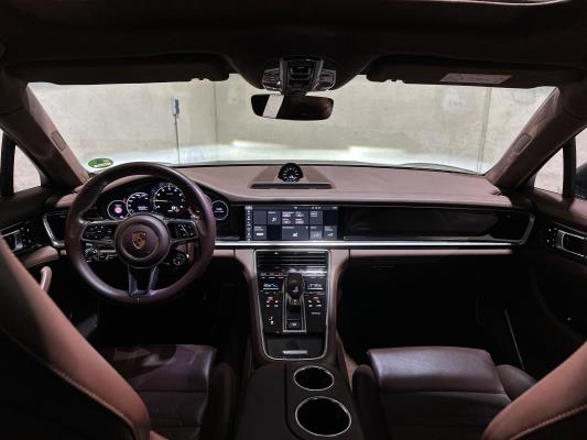 Porsche Panamera Sport Turismo 4 E-Hybrid 2.9 V6 462pk 2018 (Origineel-NL), RR-070-R