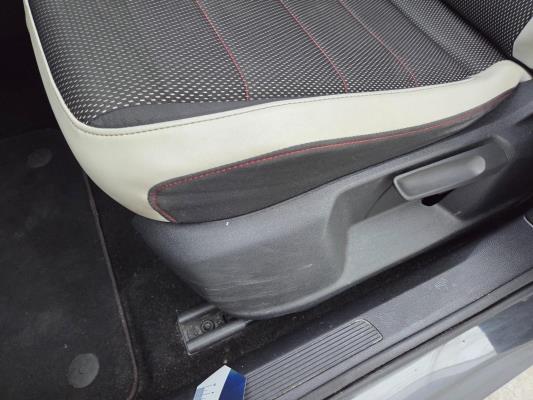 Volkswagen T-Roc Sport 1.5 TSI 150pk 2019, T-667-TX