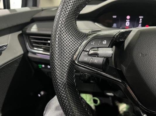 Škoda Enyaq 60 179pk 2022 (Origineel-NL), P-998-NH