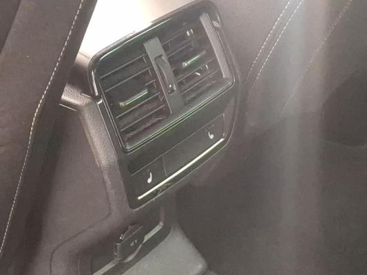 Skoda Karoq Sportline Business 1.5 TSI 150pk 2023 (Origineel-NL), T-830-SV