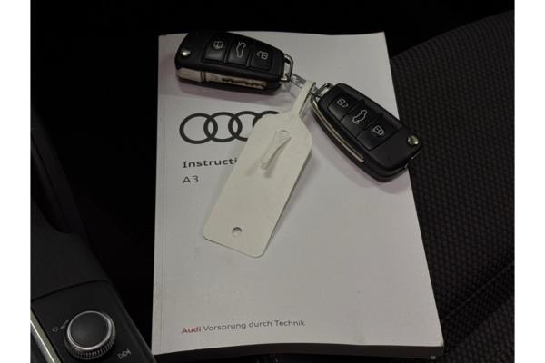 Audi A3 Limousine 35 CoD Advance Sport TFSI 150pk 2019 (Origineel-NL), ZL-485-D