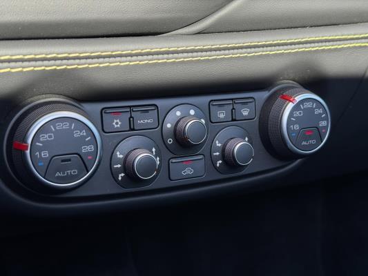 Ferrari 488 Spider HELE 3.9 V8 -Full Carbon- 670pk 2018, GFG-98-P
