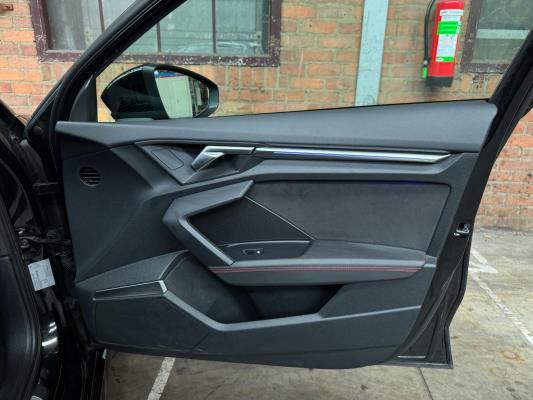 Audi RS3 Sportback 2.5 TFSI Quattro -Milltek- 400pk 2023, NL-Kenteken