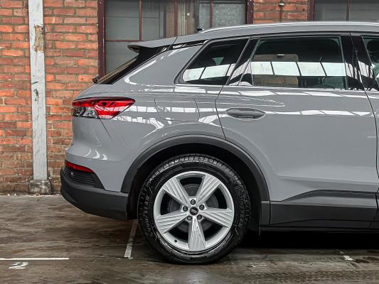 Audi Q4 e-tron 35 Launch edition 55 kWh 170pk 2021 (Origineel-NL+1e eigenaar), N-924-PK