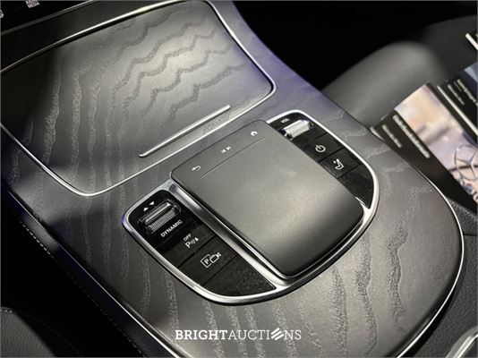 Mercedes-Benz e 300 e E-Klasse Estat AMG Line 333pk 2023 (Origineel-NL) E-klasse, T-538-VD