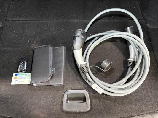 BMW 530e Business Edition Plus 292pk 2022 (Origineel-NL) 5-Serie, P-196-KV