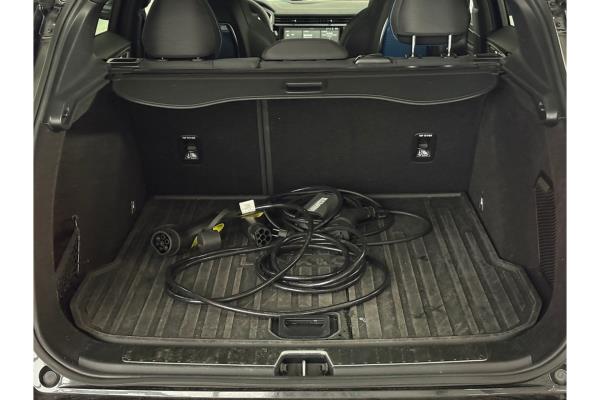 Lynk & Co 01 1.5 261pk 2024 (Origineel-NL), Z-915-RF